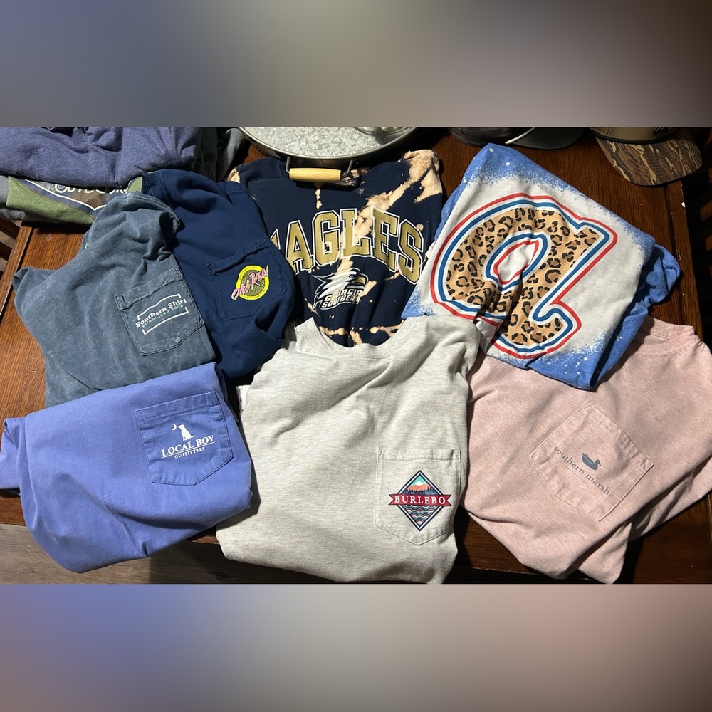 Bundle ✨ M/L t shirt bundle